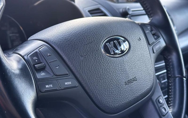 imagem-https://www.socarrao.com.br/sc-vehicle-images-prod/1022536/1786496784007-7132076_13_B_3f73c209db.jpeg