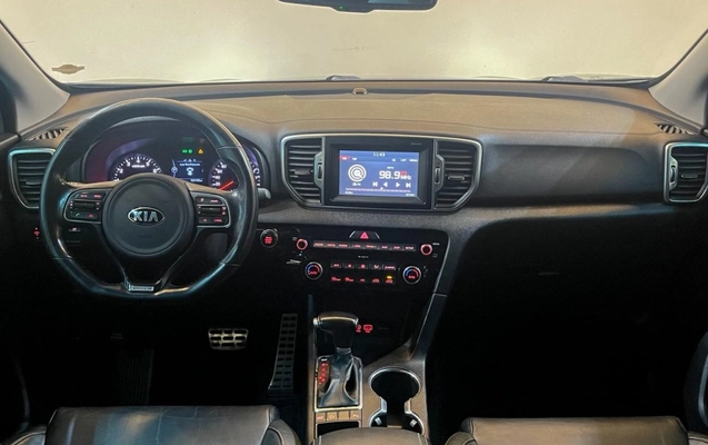 imagem-https://www.socarrao.com.br/sc-vehicle-images-prod/1022545/1776883725265-27_055439.jpg
