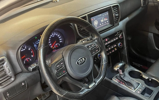 imagem-https://www.socarrao.com.br/sc-vehicle-images-prod/1022545/1776883725276-26_055439.jpg