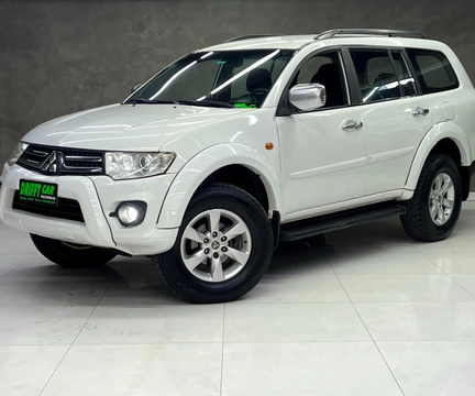 Mitsubishi Pajero 2015 Branco — foto 1 de 3