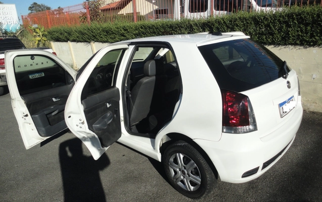 imagem-https://www.socarrao.com.br/sc-vehicle-images-prod/1022624/1777063317265-RFNDMDk2MDcuSlBH.JPG