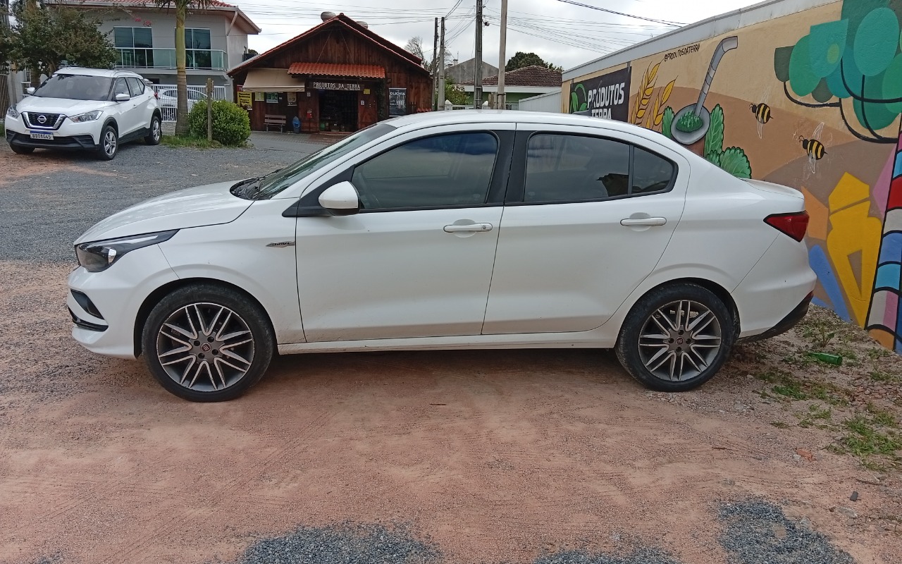 Fiat Cronos DRIVE 1.3 8V Flex 2019 Branco — foto 1 de 3