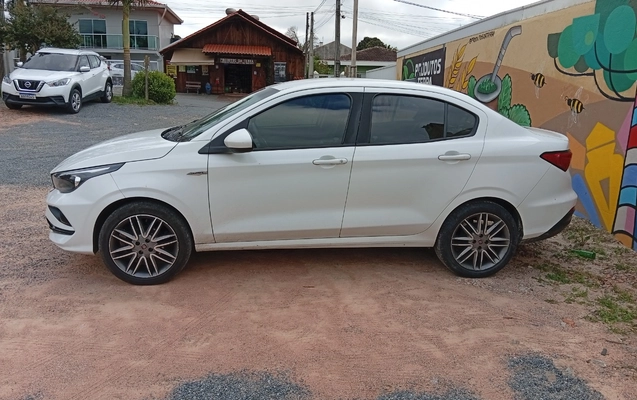 imagem-https://www.socarrao.com.br/sc-vehicle-images-prod/1022782/1792037327439-SU1HXzIwMjYwOTE4XzA4NTQyMC5qcGc.jpg