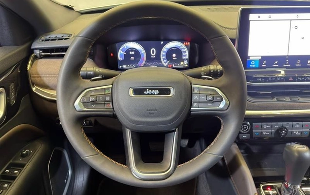 imagem-https://www.socarrao.com.br/sc-vehicle-images-prod/1022854/1790799915133-8011302_8_B_3aadfa72f2.jpeg