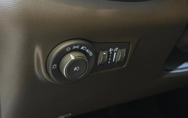 imagem-https://www.socarrao.com.br/sc-vehicle-images-prod/1022854/1790799915145-8011302_22_B_7b91626d1b.jpeg