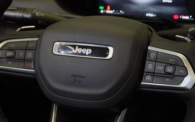 imagem-https://www.socarrao.com.br/sc-vehicle-images-prod/1022898/1789148382536-8011901_1_B_60c20d8263.jpeg