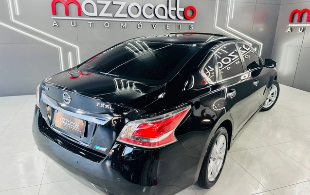imagem-https://www.socarrao.com.br/sc-vehicle-images-prod/1022917/1788269378784-003_135b54da145ef360d294abe5e65f69c9.jpeg
