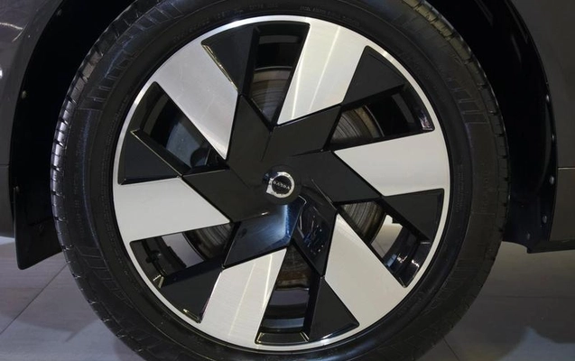 imagem-https://www.socarrao.com.br/sc-vehicle-images-prod/1022978/1786365970212-8011971_43_B_633fb88804.jpeg