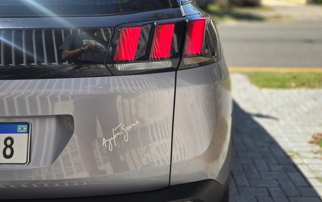 imagem-https://www.socarrao.com.br/sc-vehicle-images-prod/1023027/1776891811706-SU1HLTIwMjYwNDIyLVdBMDA3MS5qcGc.jpg