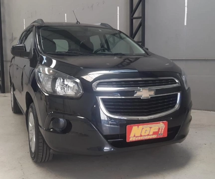 Chevrolet Spin 2016 Preto — foto 1 de 3