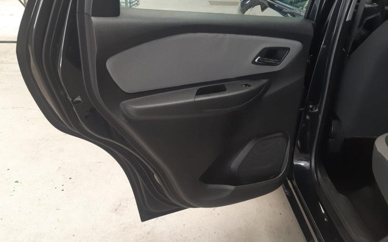 imagem-https://www.socarrao.com.br/sc-vehicle-images-prod/1023140/1776898990126-V2hhdHNBcHAgSW1hZ2UgMjAyNi0wNC0yMiBhdCAxOS4zMC40NyAoMSkuanBlZw.jpeg