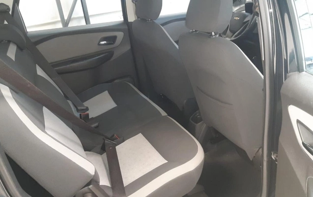 imagem-https://www.socarrao.com.br/sc-vehicle-images-prod/1023140/1776898990760-V2hhdHNBcHAgSW1hZ2UgMjAyNi0wNC0yMiBhdCAxOS4zMC41MSAoMSkuanBlZw.jpeg