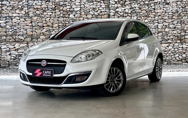 imagem-https://www.socarrao.com.br/sc-vehicle-images-prod/1023141/1776899512242-SU1HXzYyNzMuanBn.jpg