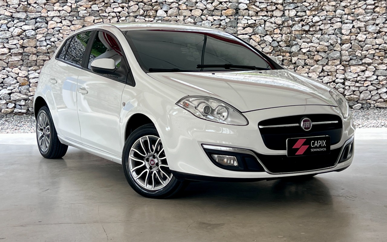 imagem-https://www.socarrao.com.br/sc-vehicle-images-prod/1023141/1776899512560-SU1HXzYyNzYuanBn.jpg