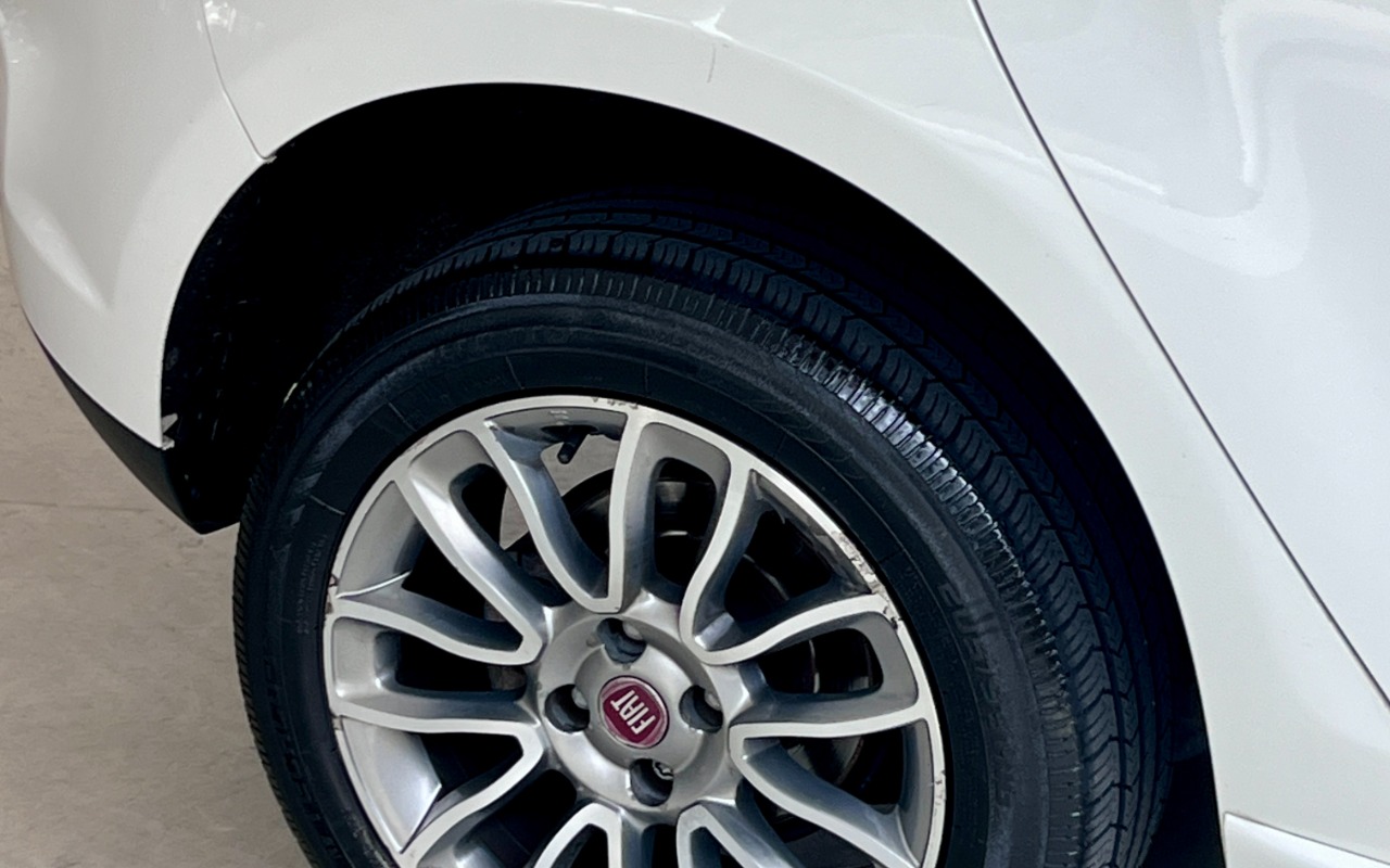 imagem-https://www.socarrao.com.br/sc-vehicle-images-prod/1023141/1776899513697-SU1HXzYyODYuanBn.jpg