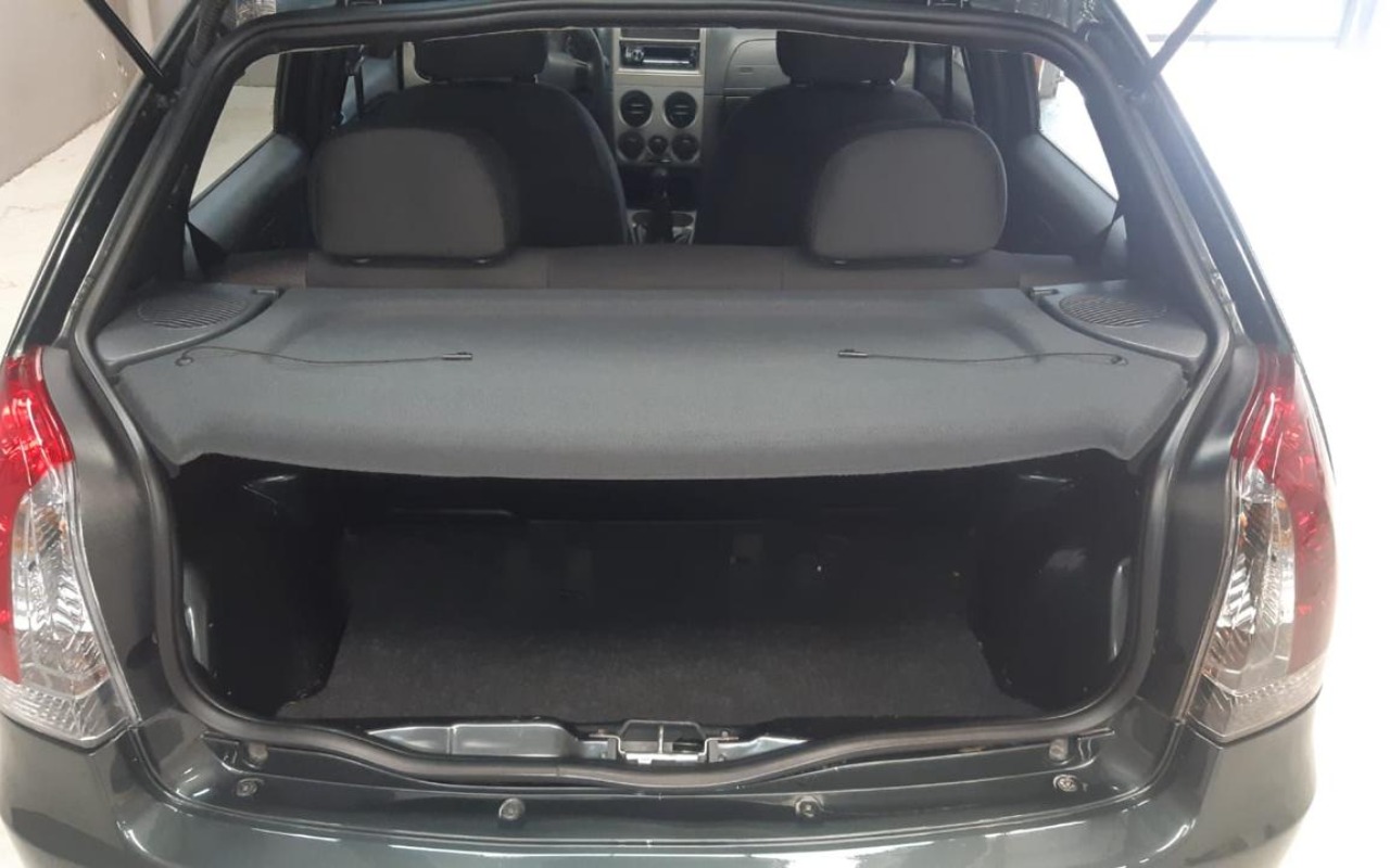 imagem-https://www.socarrao.com.br/sc-vehicle-images-prod/1023143/1776900586161-V2hhdHNBcHAgSW1hZ2UgMjAyNi0wNC0yMiBhdCAxOS4yOS40MC5qcGVn.jpeg