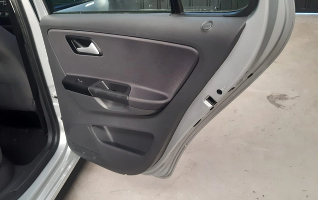 imagem-https://www.socarrao.com.br/sc-vehicle-images-prod/1023204/1776902176135-V2hhdHNBcHAgSW1hZ2UgMjAyNi0wNC0yMiBhdCAxOS4xMC4xMSAoMykuanBlZw.jpeg