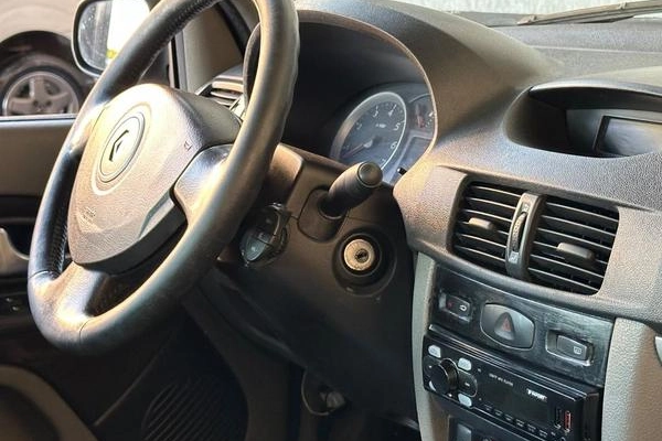 imagem-https://www.socarrao.com.br/sc-vehicle-images-prod/1024946/1789071698502-8017991_11_B_17927934a9.jpeg