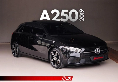 Mercedes-Benz A-250 2.0 TB Hatch 2019 Preto — foto 1 de 3