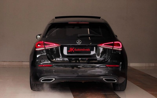 imagem-https://www.socarrao.com.br/sc-vehicle-images-prod/1025053/1779713664115-8018170_1_B_42bc92d881.jpeg