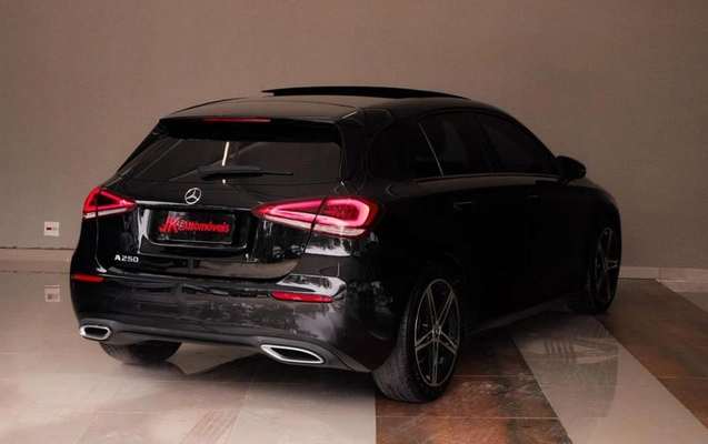 imagem-https://www.socarrao.com.br/sc-vehicle-images-prod/1025053/1779713664116-8018170_1_B_19527e3bac.jpeg