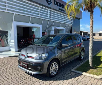 Volkswagen Up! 2020 Cinza — foto 1 de 3