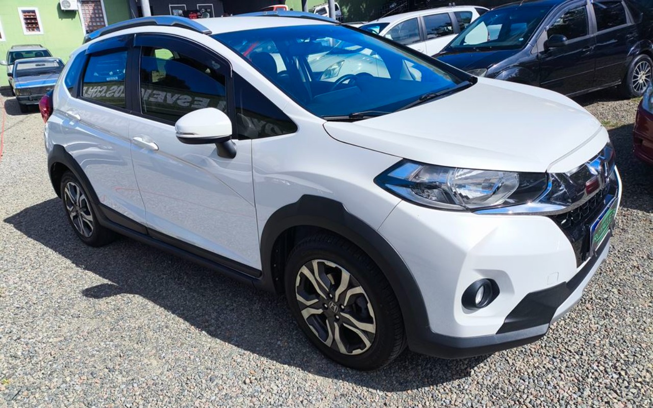 imagem-https://www.socarrao.com.br/sc-vehicle-images-prod/1025517/1776978089429-SU1HXzIwMjYwNDIzXzEwMjYyMiAoQ29weSkuanBn.jpg