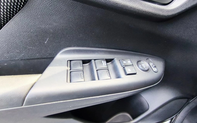 imagem-https://www.socarrao.com.br/sc-vehicle-images-prod/1025517/1776978090092-SU1HXzIwMjYwNDIzXzEwMjgzMiAoQ29weSkuanBn.jpg
