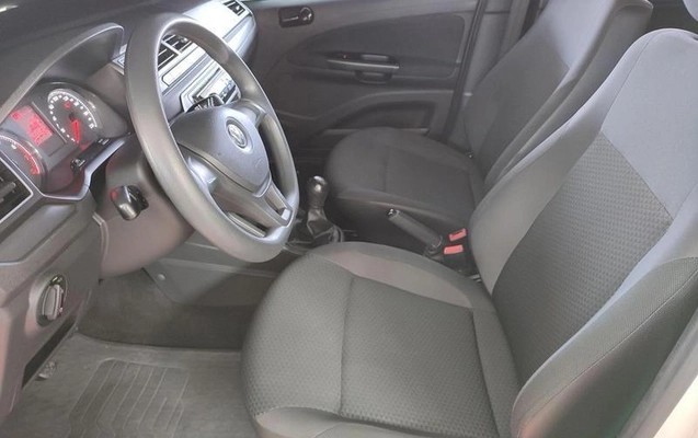 imagem-https://www.socarrao.com.br/sc-vehicle-images-prod/1025576/1789560217787-8019742_1_B_b917aad597.jpeg