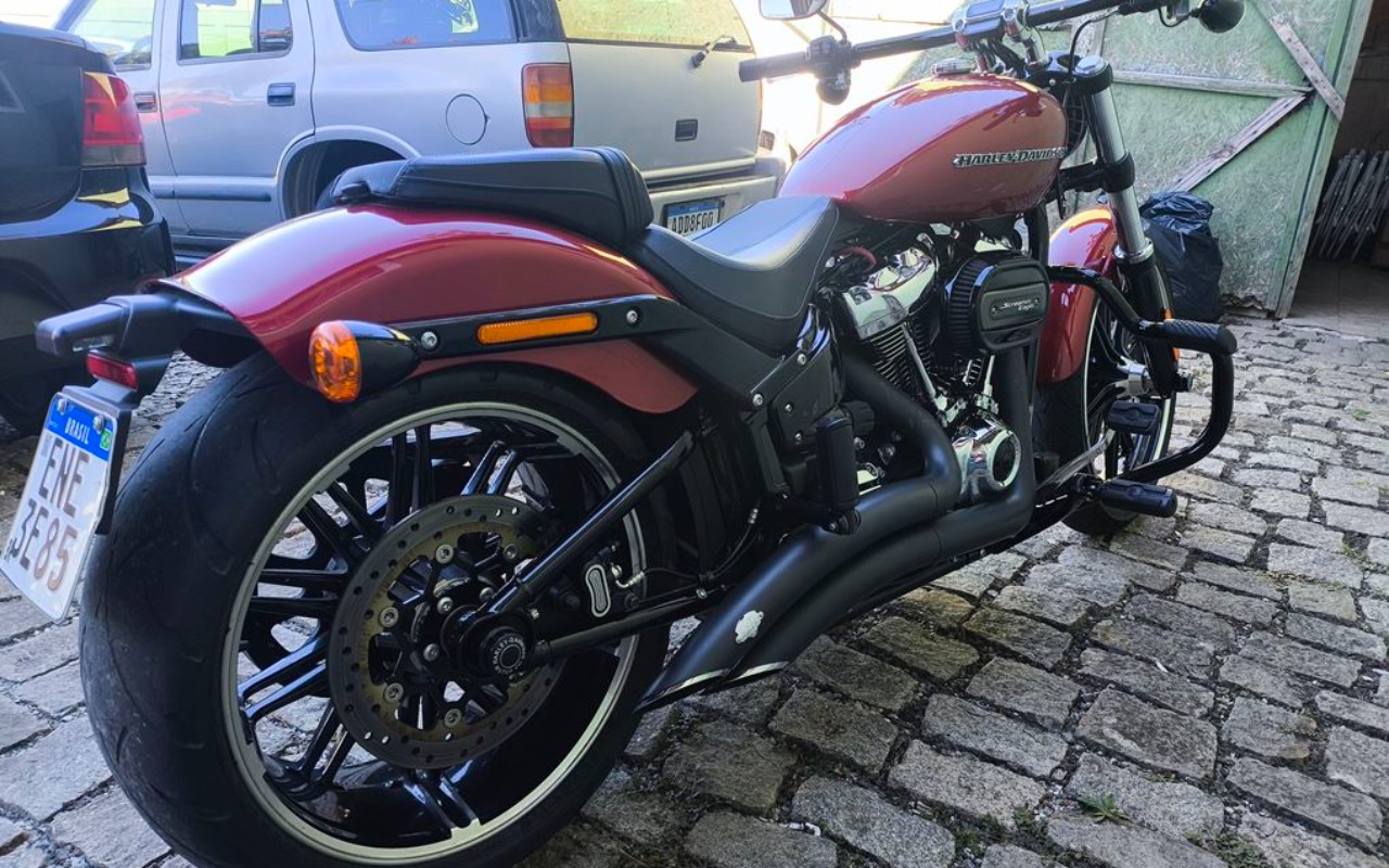 imagem-https://www.socarrao.com.br/sc-vehicle-images-prod/1025648/1776975051975-SU1HXzIwMjYwNDIzXzE0NDkzMCAoQ29weSkuanBn.jpg