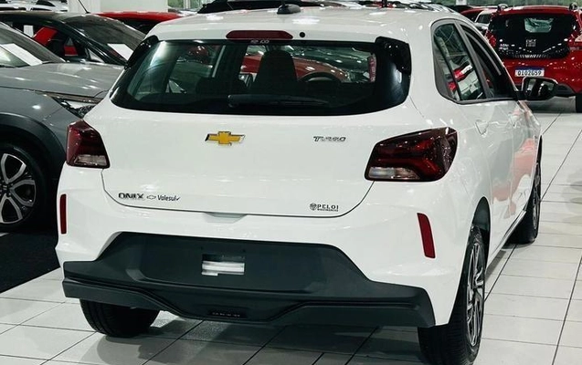 imagem-https://www.socarrao.com.br/sc-vehicle-images-prod/1025682/1787086646759-7779045_14_B_8e7d2a7266.jpeg