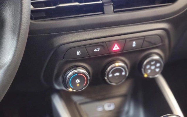 imagem-https://www.socarrao.com.br/sc-vehicle-images-prod/1025684/1787086651683-7779078_9_B_a8d0c192f7.jpeg
