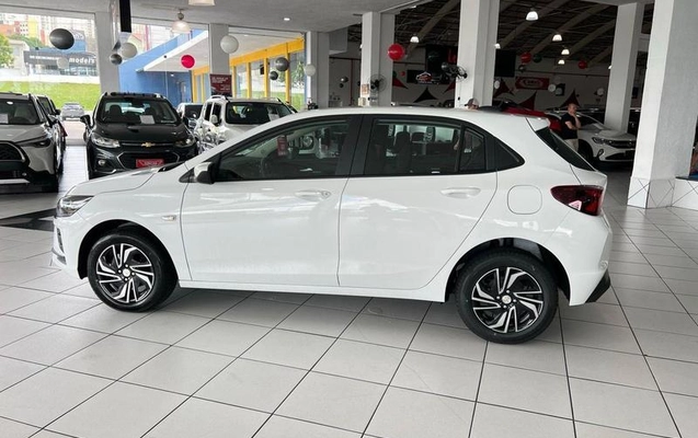 imagem-https://www.socarrao.com.br/sc-vehicle-images-prod/1025687/1787086656745-7779000_7_B_11ef68a09b.jpeg