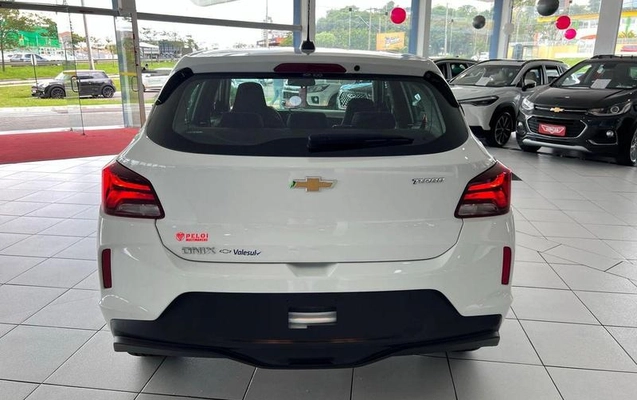 imagem-https://www.socarrao.com.br/sc-vehicle-images-prod/1025687/1787086656747-7779000_8_B_4e43b67039.jpeg