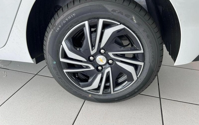 imagem-https://www.socarrao.com.br/sc-vehicle-images-prod/1025687/1787086656764-7779000_9_B_8379d8a271.jpeg