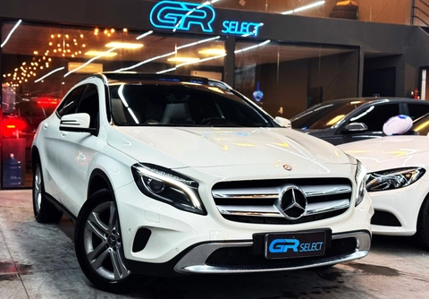 Mercedes-Benz GLA 200 2015 Branco — foto 1 de 3