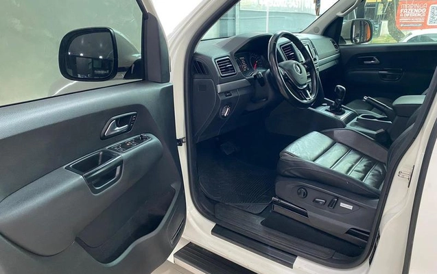 imagem-https://www.socarrao.com.br/sc-vehicle-images-prod/1025797/1776966880960-7900130_10_B_ada729e98f.jpeg