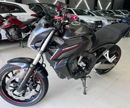 Honda CB 650F 2015 Preto — foto 1 de 3
