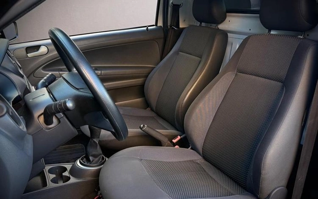 imagem-https://www.socarrao.com.br/sc-vehicle-images-prod/1025875/1780604898642-7957604_13_B_94d0cda770.jpeg