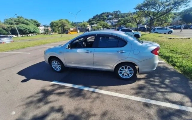 imagem-https://www.socarrao.com.br/sc-vehicle-images-prod/1025887/1776972002949-V2hhdHNBcHAgSW1hZ2UgMjAyNi0wNC0yMCBhdCAxNi4xMS41MiAoMSkuanBlZw.jpeg