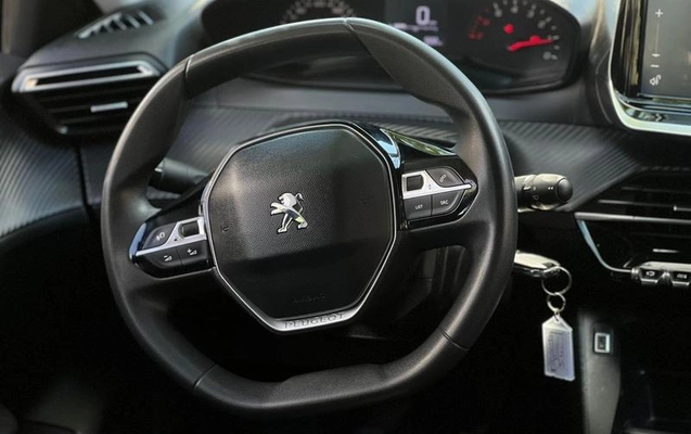 imagem-https://www.socarrao.com.br/sc-vehicle-images-prod/1025901/1786803931334-8009194_0_B_5931aeb8e1.jpeg