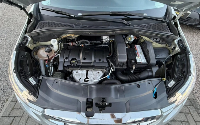 imagem-https://www.socarrao.com.br/sc-vehicle-images-prod/1025961/1776970538402-V2hhdHNBcHAgSW1hZ2UgMjAyNi0wNC0yMiBhdCAxNy40NC41Mi5qcGVn.jpeg