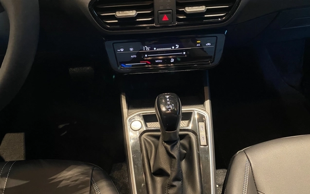 imagem-https://www.socarrao.com.br/sc-vehicle-images-prod/1026080/1778934216367-Ta8MvpEUYnBv8XVYjftCgoNbubFMX2eM.jpg