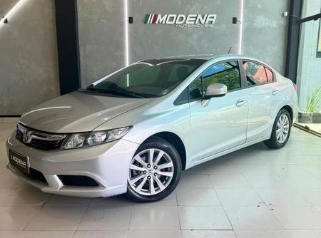Honda Civic 2012 Prata — foto 1 de 3