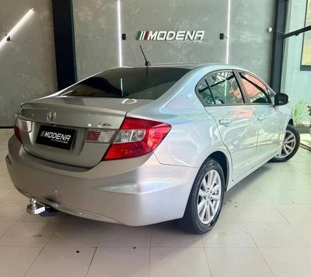 imagem-https://www.socarrao.com.br/sc-vehicle-images-prod/1026148/1779383584965-7820554_8_B_17bf9634ce.jpeg