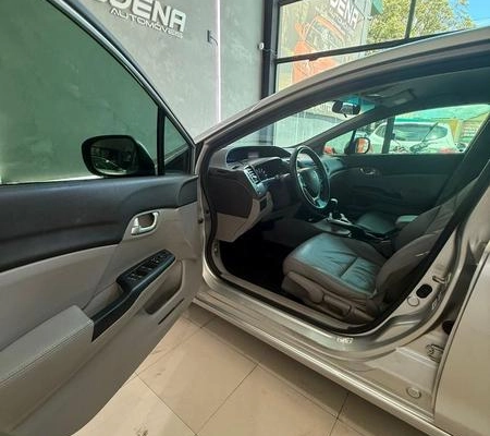 imagem-https://www.socarrao.com.br/sc-vehicle-images-prod/1026148/1779383584968-7820554_13_B_cbbd27cbd0.jpeg