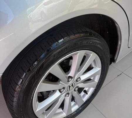 imagem-https://www.socarrao.com.br/sc-vehicle-images-prod/1026148/1779383584978-7820554_8_B_e3186d4ddf.jpeg