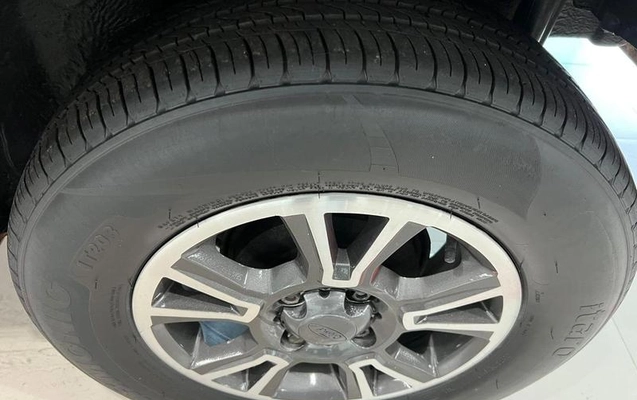 imagem-https://www.socarrao.com.br/sc-vehicle-images-prod/1026161/1776973894709-7910631_4_B_87031bdf0c.jpeg