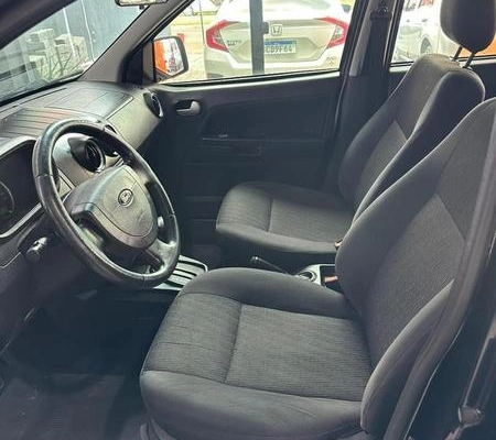 imagem-https://www.socarrao.com.br/sc-vehicle-images-prod/1026162/1779383670224-7889605_9_B_ee60dbbe2c.jpeg