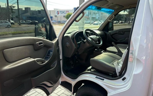 imagem-https://www.socarrao.com.br/sc-vehicle-images-prod/1026168/1779383928410-7969495_5_B_18a92910f7.jpeg